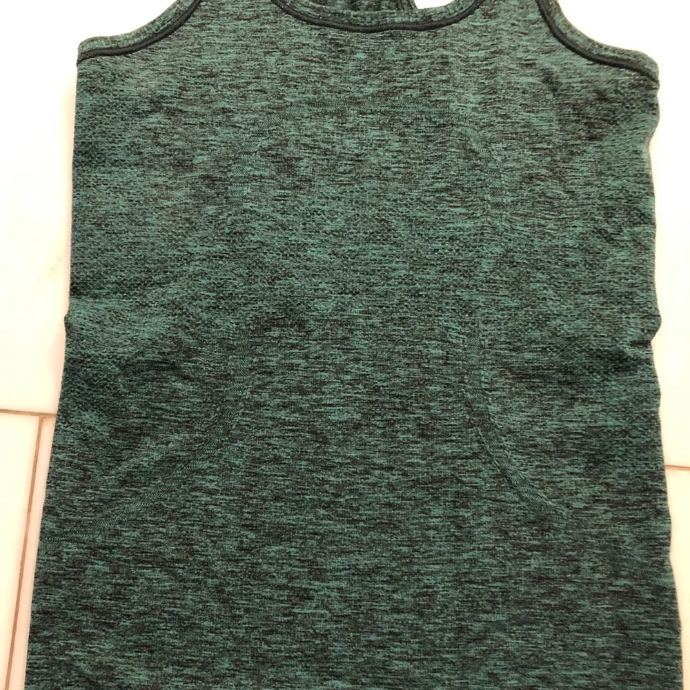 Swiftly Tech Racerback - Picture 2 of 4